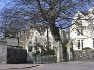 Dover-College-entrance